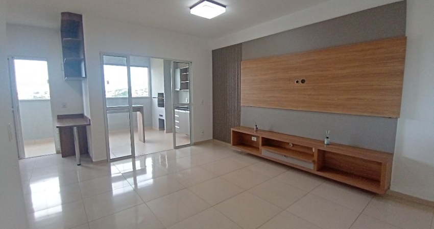 Vendo Lindo Apartamento Próximo ao Centro de Mogi Mirim-São Paulo