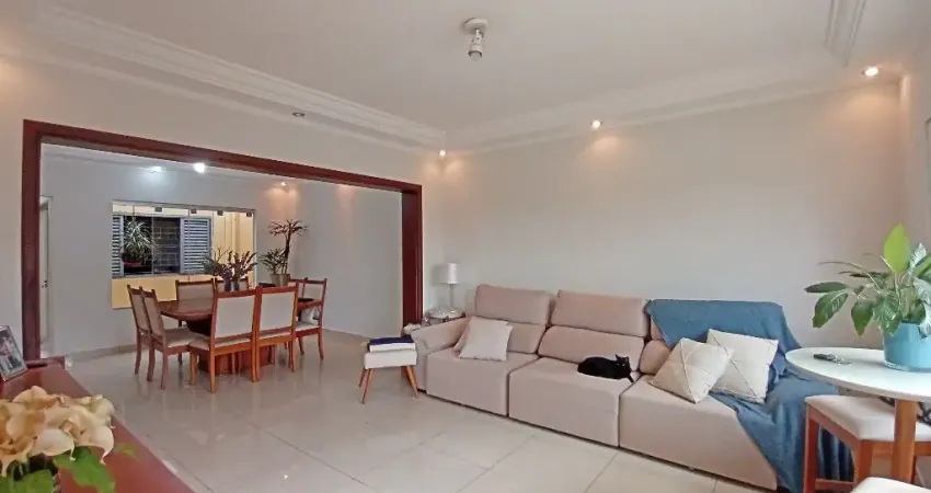 Linda casa à venda no Jardim Santa Helena em Mogi Mirim-SP