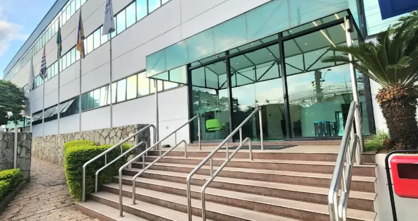 Prédio comércial de 5.510,30m² de área construída - com galpão e ampla área de terreno - alphaville - barueri - sp