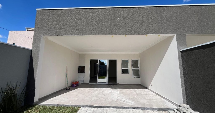 Casa com 03 quartos sendo 01 Suíte na Cidade Jardim