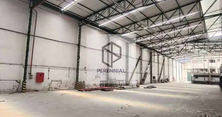 Barracão / Galpão / Depósito com 16 salas para alugar em Olaria, Rio de Janeiro