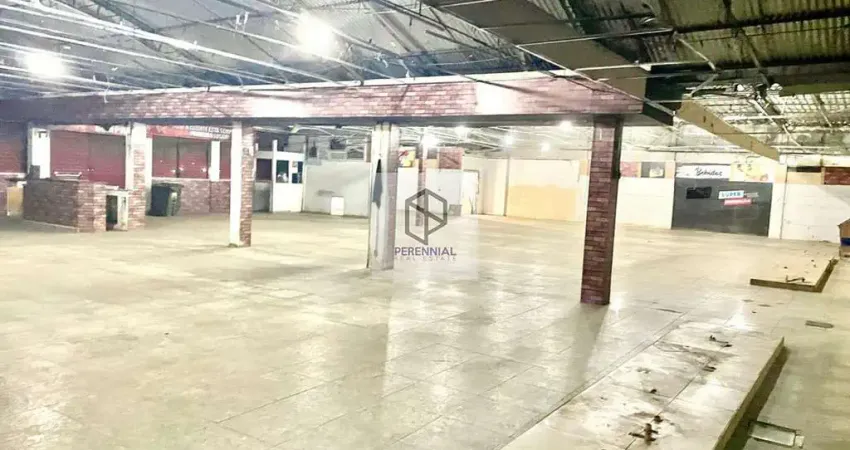 Ponto comercial com 8 salas para alugar na Estrada Velha de São José, 399, Ponto Chic, Nova Iguaçu