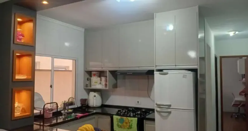 Apartamento com 2 quartos à venda na Rua Barão do Rio Branco, Vila Júlia, Poá