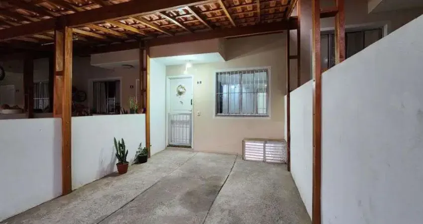 Casa com 2 quartos à venda na Rua Havórtia, 80, Jardim das Camélias, São Paulo