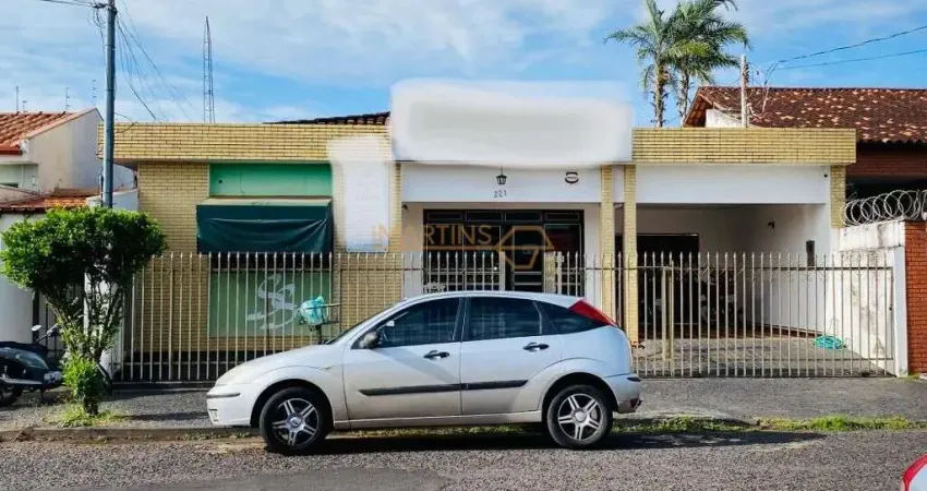 Casa com 3 quartos à venda no Centro, Araguari 