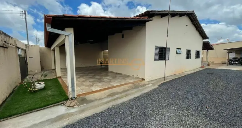 Casa com 6 quartos à venda no Miranda, Araguari 