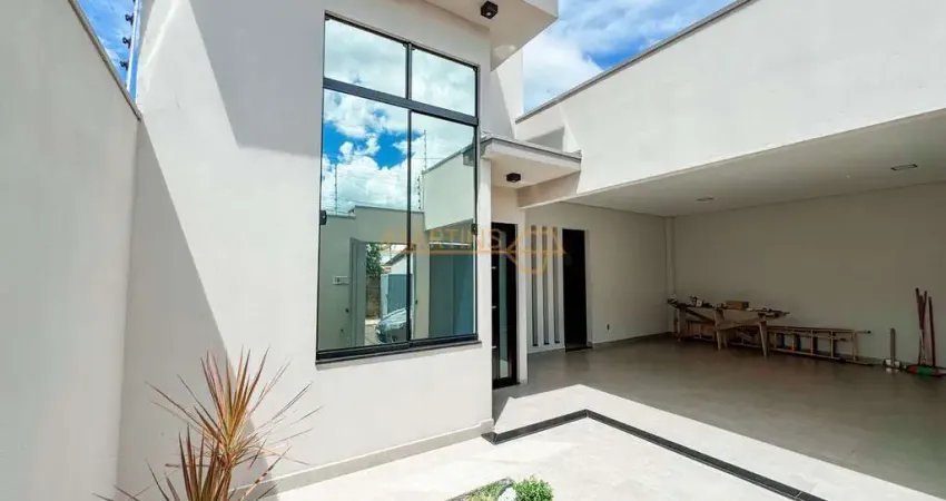 Casa com 3 quartos à venda na 1, 35, Sibipiruna, Araguari