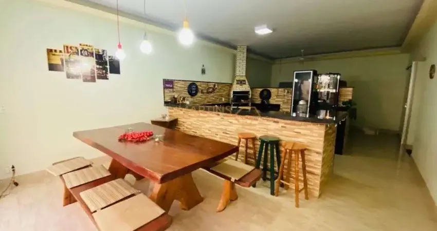 Casa à venda no bairro Jardim Milenium - Araguari/MG