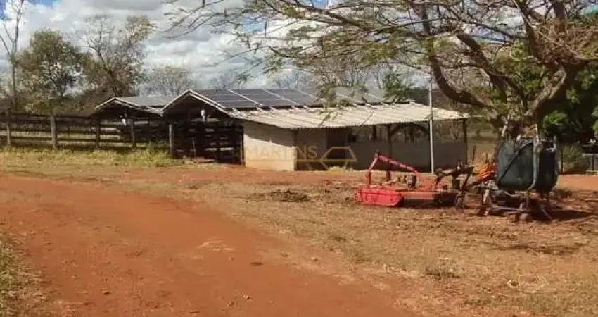 Fazenda à venda no bairro Área Rural de Araguari - Araguari/MG