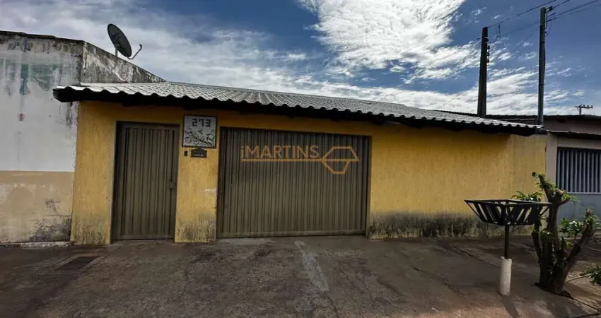 Casa com 3 quartos à venda no Santiago, Araguari 