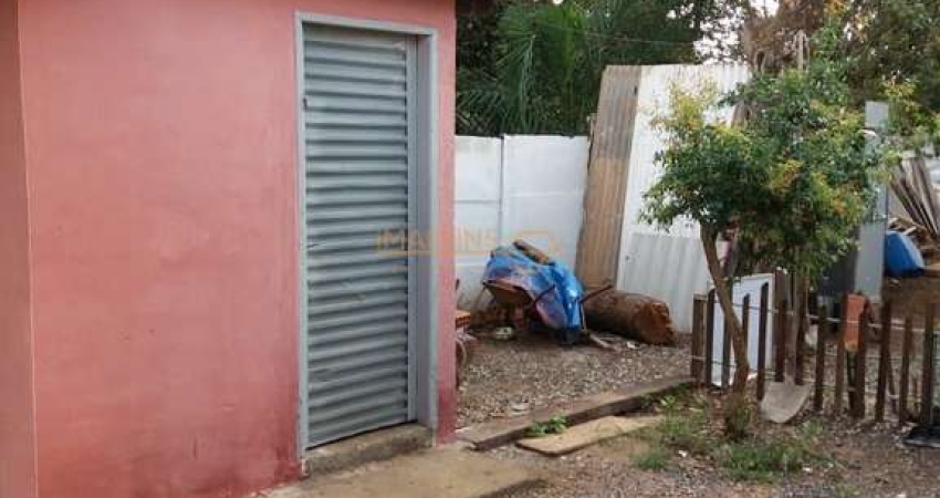 Casa com 3 quartos à venda na Área Rural de Araguari, Araguari 