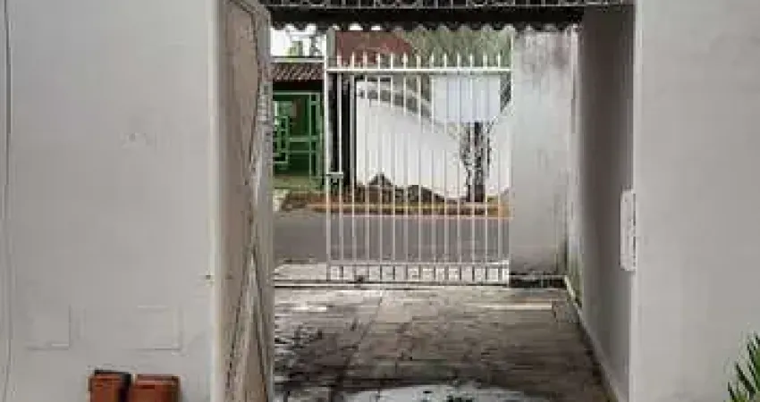 Casa com 6 quartos à venda no Santiago, Araguari 