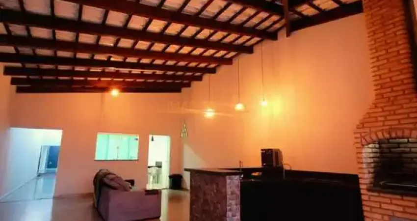Casa com 3 quartos à venda no Santiago, Araguari 