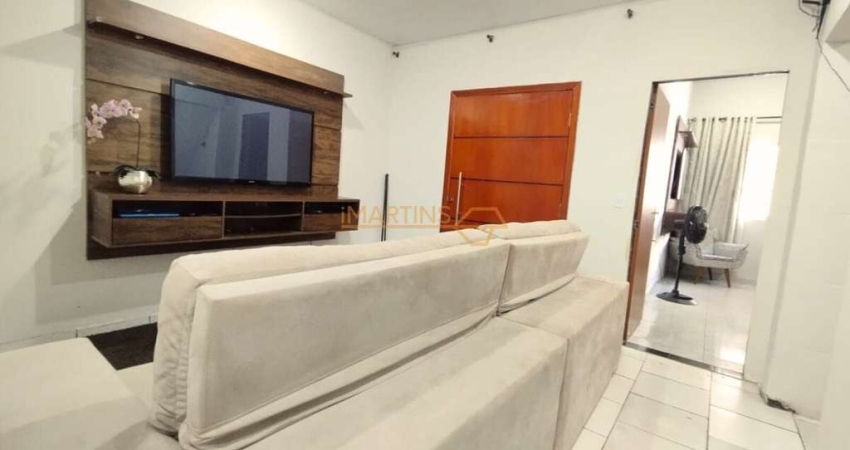 Apartamento à venda no bairro Parque Ipe - Araguari/MG