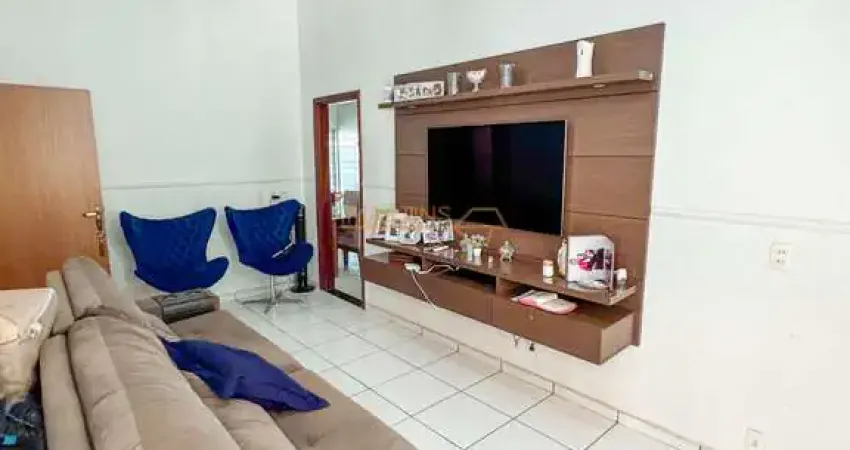 Casa com 3 quartos à venda na 1, 1, Goiás, Araguari