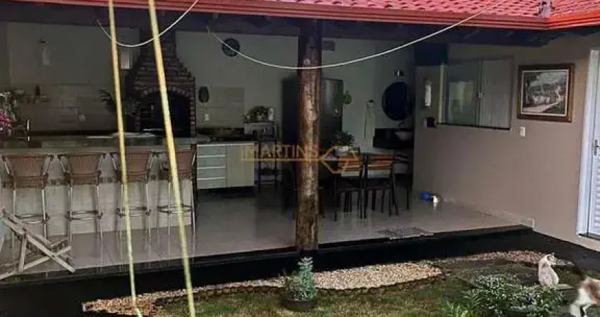 Casa com 4 quartos à venda na Praça Gaioso Neves, Miranda, Araguari