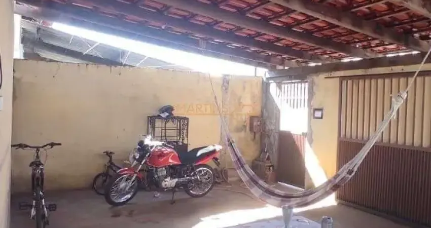 Casa com 3 quartos à venda na Praça Gaioso Neves, Conjunto Ouro Verde, Araguari