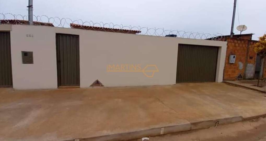 Casa com 2 quartos à venda na Praça Gaioso Neves, São Sebastião, Araguari