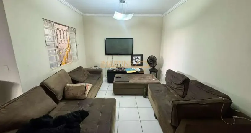 Casa com 3 quartos à venda no Industrial, Araguari 