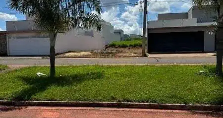 Terreno à venda no bairro Jardim Interlagos I - Araguari/MG