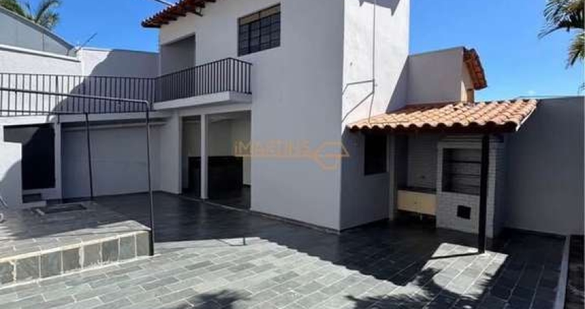 Casa com 4 quartos à venda na Rua Antônio Lemos da Silva, Bosque, Araguari