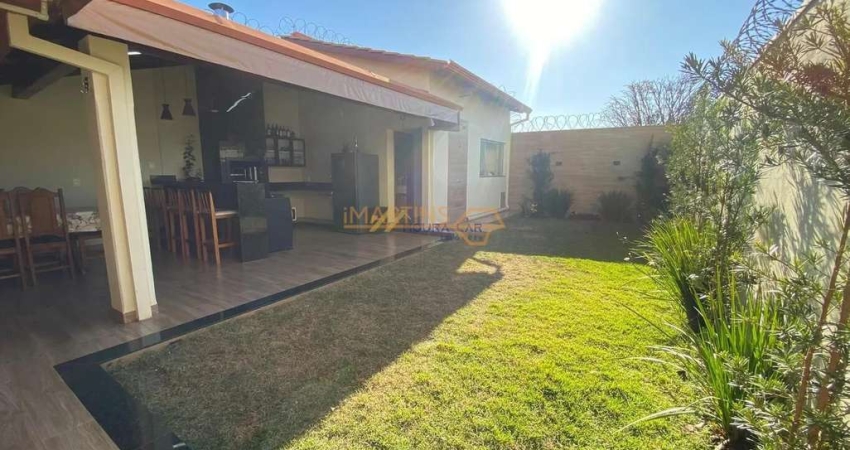 Casa com 3 quartos à venda na Rua Antônio Lemos da Silva, Amorim, Araguari