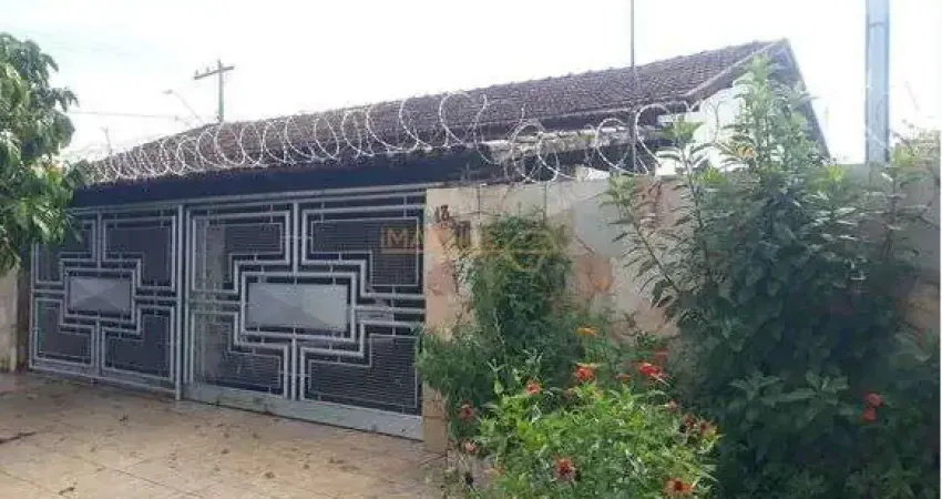 Casa com 2 quartos à venda na Rua Antônio Lemos da Silva, Industrial, Araguari