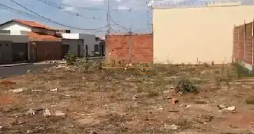 Terreno à venda na Rua Antônio Lemos da Silva, Cidade Nova, Araguari