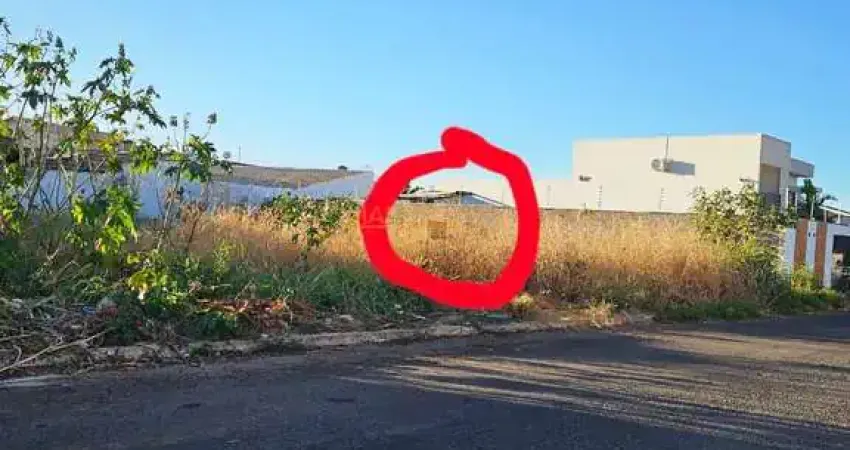 Terreno à venda no Sibipiruna, Araguari