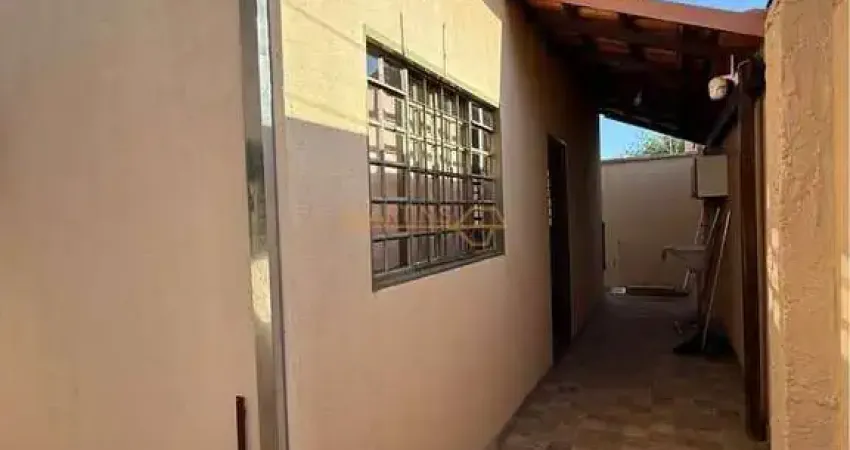 Casa com 3 quartos à venda no Miranda, Araguari 