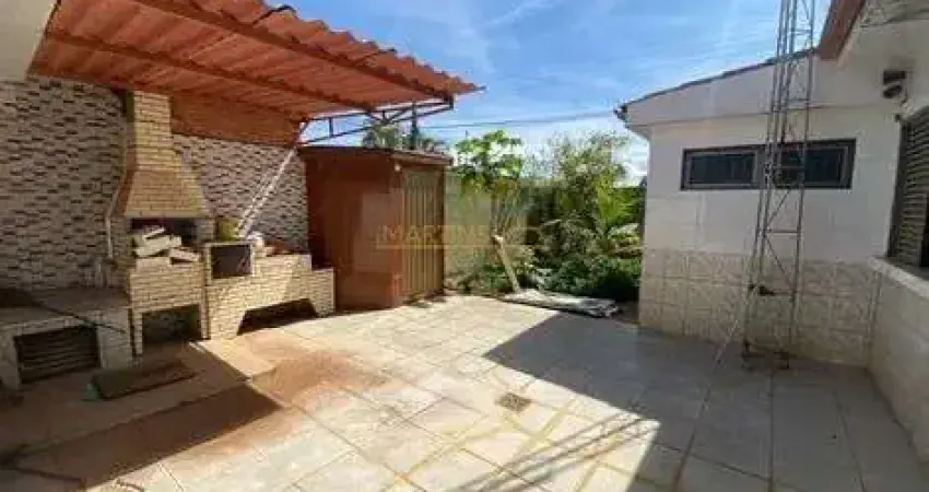 Casa com 4 quartos à venda no Goiás, Araguari 