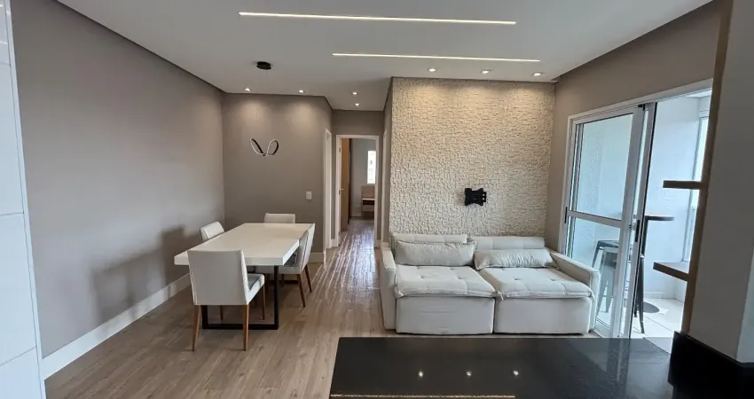 Vendo lindo apartamento no combinatto com 2 dormitórios sendo 1 suíte 1 vaga