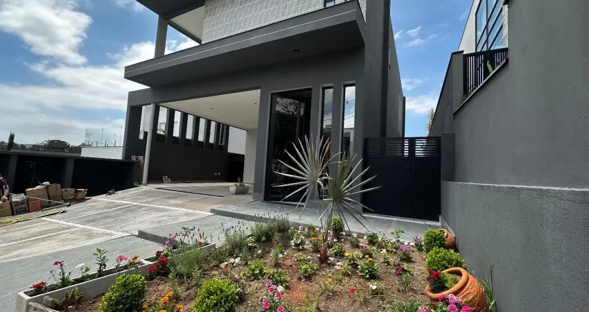 Vendo casa residencial granja anita 4 dormitórios sendo 2 suítes 5 vagas de garagem