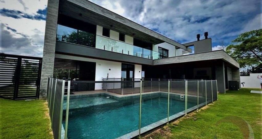 Casa à venda no bairro Cacupé - Florianópolis/SC
