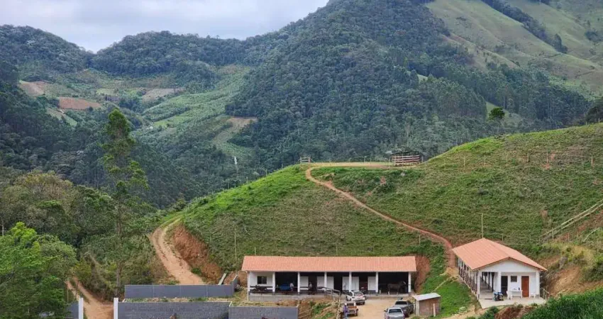 Haras para Venda em Nova Friburgo, Boa Esperança de Cima, 1 dormitório