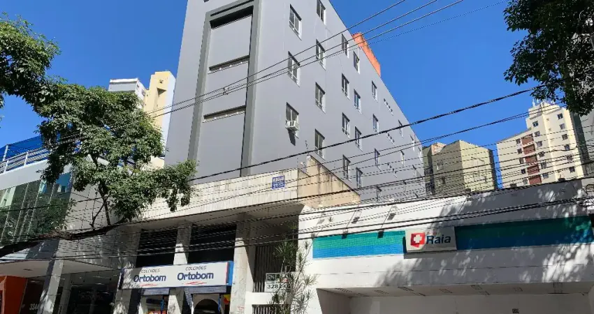 Alugo 8 salas com banheiro - andar inteiro 220m2 - com 6 vagas na garagem