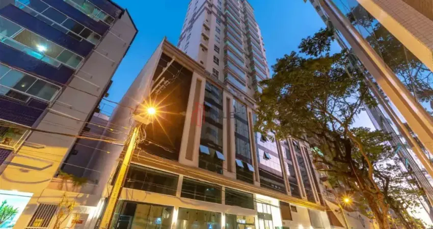 Aluga-se anual apartamento alto padrão no centro de balneário camboriú/sc