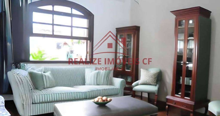 Casa independente 03 quartos no Centro de Cabo Frio à 600 metros da Praia