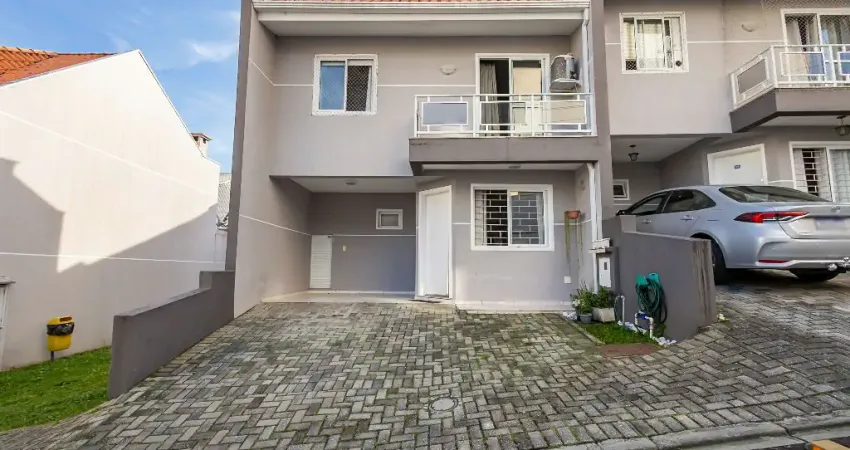 Casa em condomínio fechado com 3 quartos à venda na Avenida Monteiro Tourinho, 938, Tingui, Curitiba
