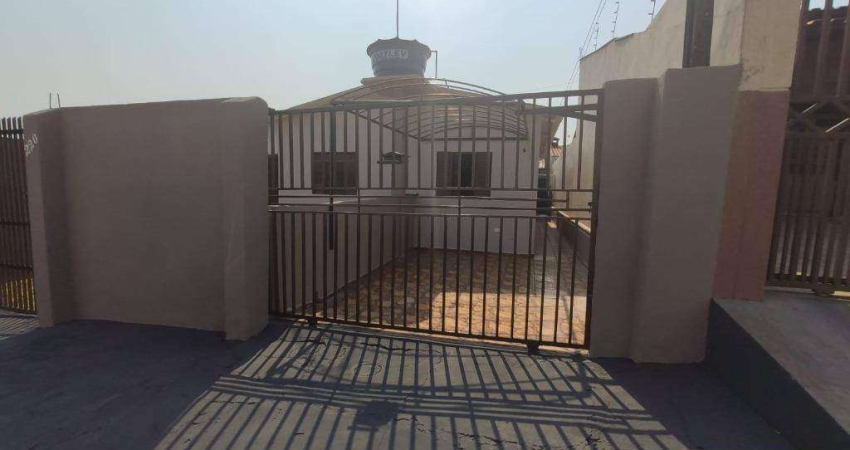 Casa com 3 dormitórios para alugar, 79 m² por R$ 1.000,00/mês - Jardim Imagawa - Londrina/PR