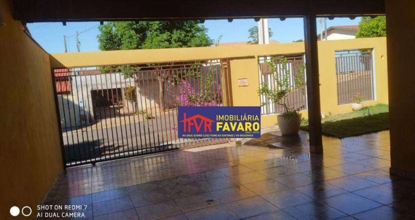 Casa Jd. Ilha do Mél: Três quartos, sala cozinha, àrea de serviço coberta, wc social, garagem e jardim. Mais área gourmet nos fundos, com um quarto, w