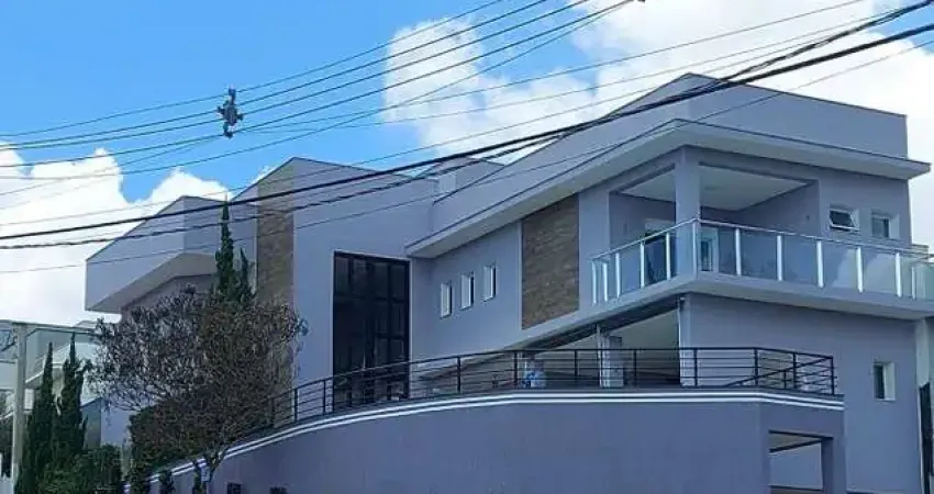 Imperdível: Casa à venda em condomínio de luxo em Sorocaba-SP, com 3 quartos, 1 suíte, 3 salas, 4 vagas e 329m²!