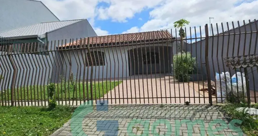 Casa com 3 quartos para alugar na Rua Leão Benjamim Breda, 126, São Braz, Curitiba