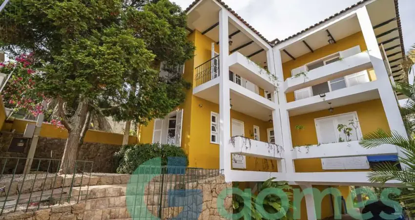 Casa com 4 dormitórios à venda com 429,00m² no Bigorrilho