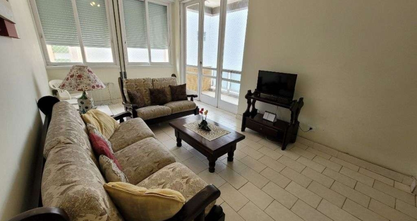 APARTAMENTO COM 3 DORMITÓRIOS, SENDO 1 SUÍTE, 1 VAGA PARA AUTO EM PARQUEAMENTO, 50 METROS DA PRAIA.