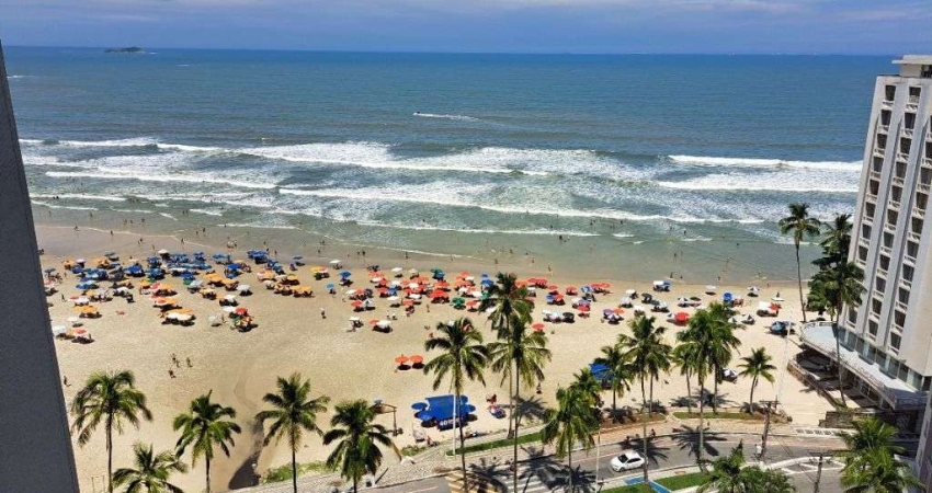AMPLO APARTAMENTO COM EXCELENTE VISTA PARA O MAR