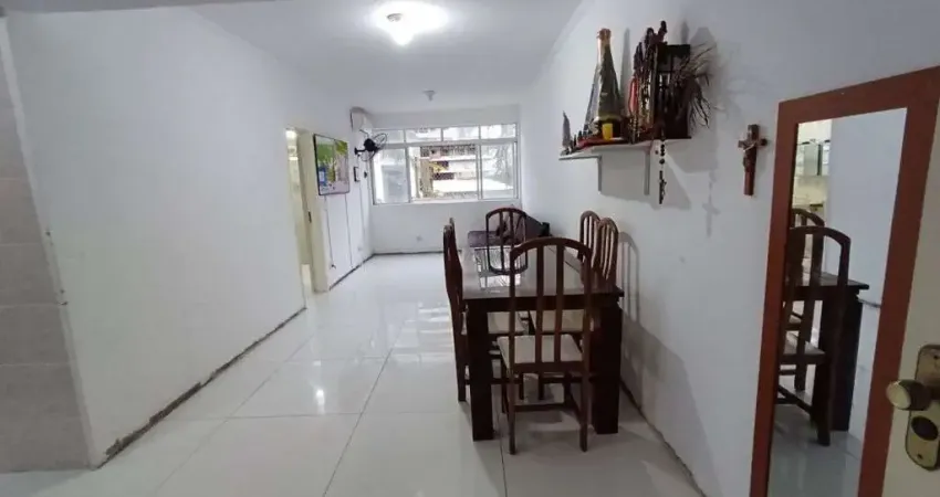 APARTAMENTO NO CENTRO DO GUARUJÁ COM 2 DORMITÓRIOS
