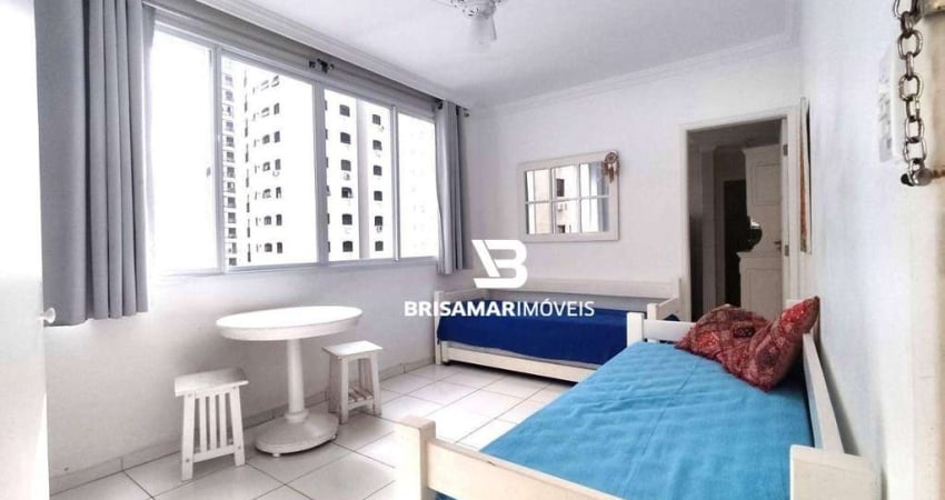 PITANGUEIRAS- UMA QUADRA DA PRAIA , GARAGEM NO PRÉDIO.
