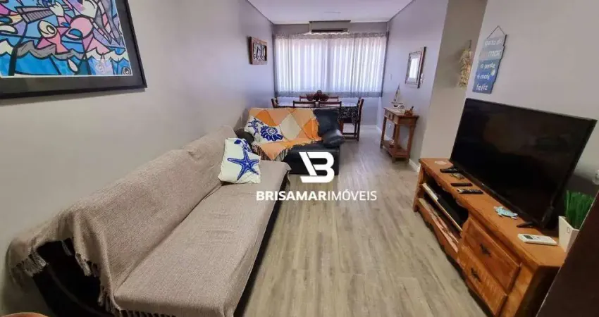 Pitangueiras- na segunda quadra do mar , totalmente reformado e decorado.