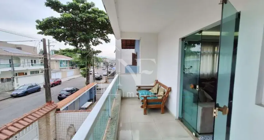 Casa Sobreposta para Venda em Santos, Estuário, 3 dormitórios, 3 suítes, 5 banheiros, 1 vaga